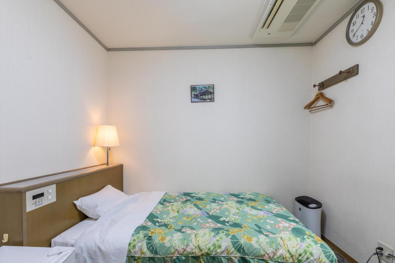 Tabist Business Hotel Takamado Shin-Omiya Нара Екстер'єр фото