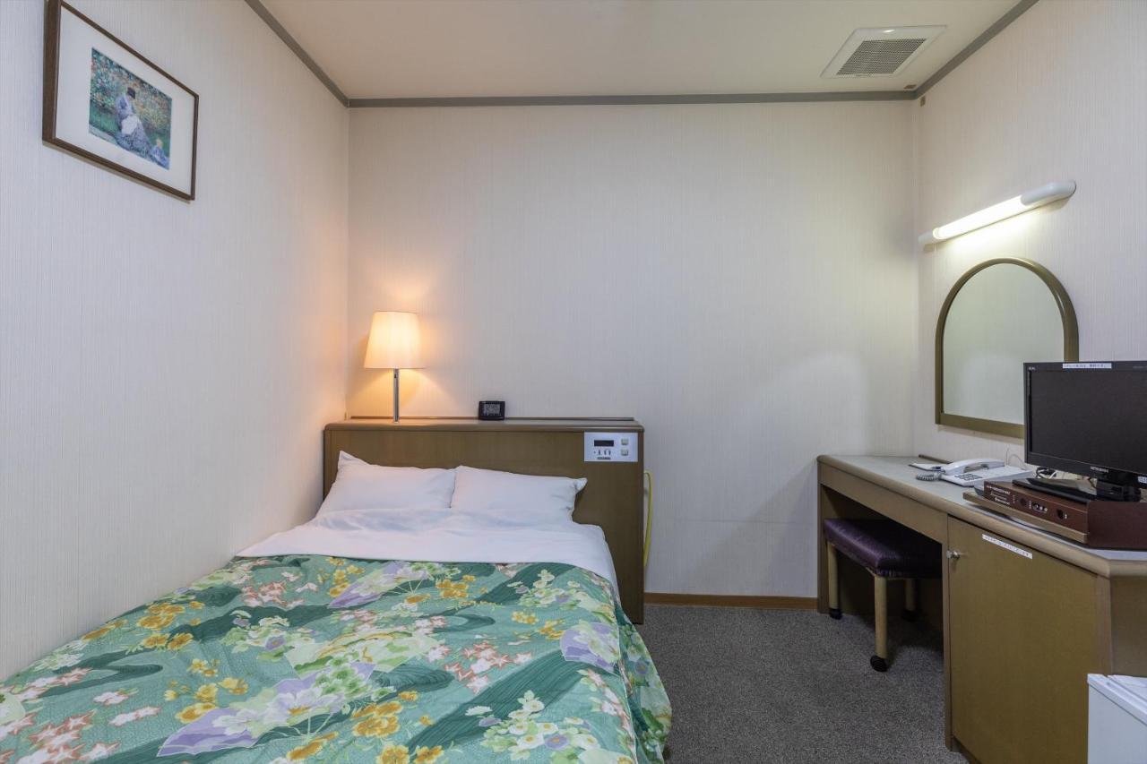 Tabist Business Hotel Takamado Shin-Omiya Нара Екстер'єр фото