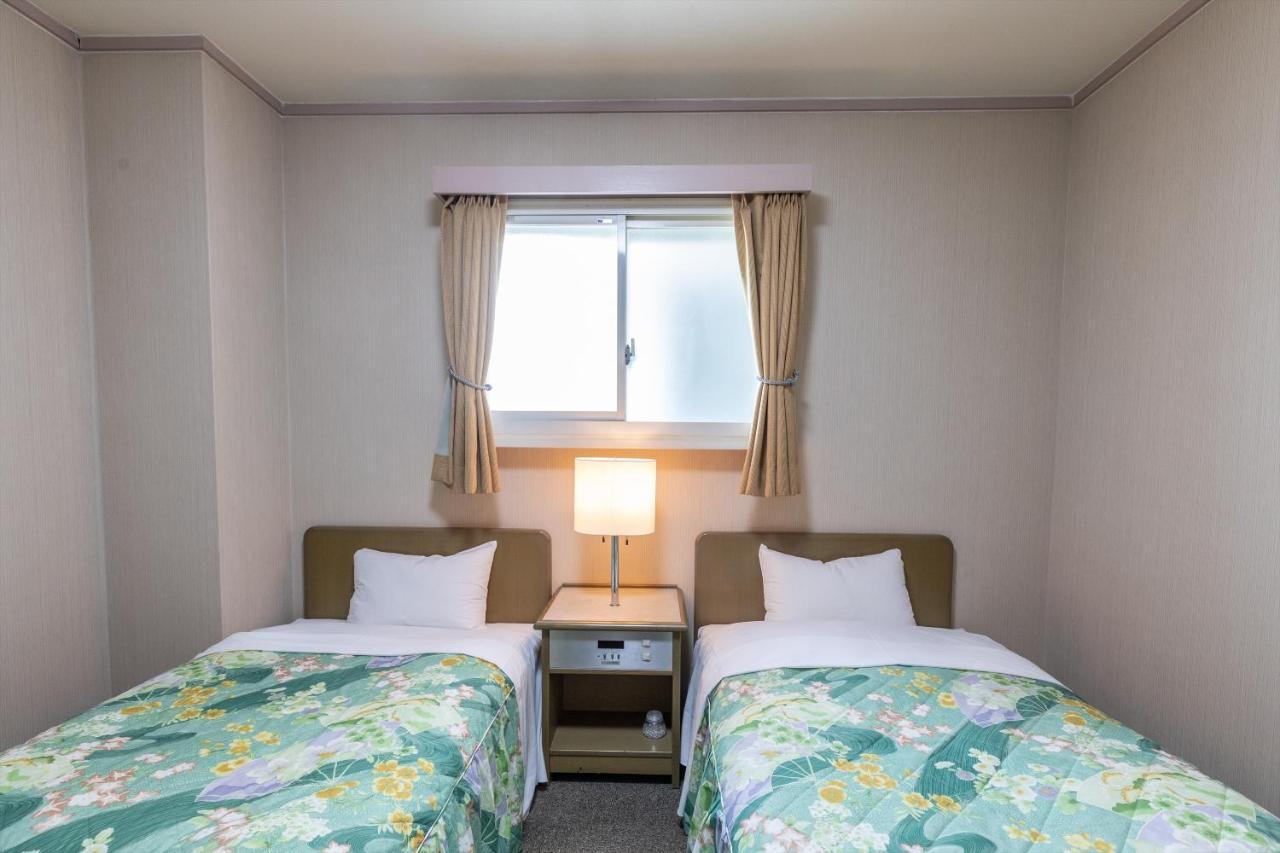 Tabist Business Hotel Takamado Shin-Omiya Нара Екстер'єр фото
