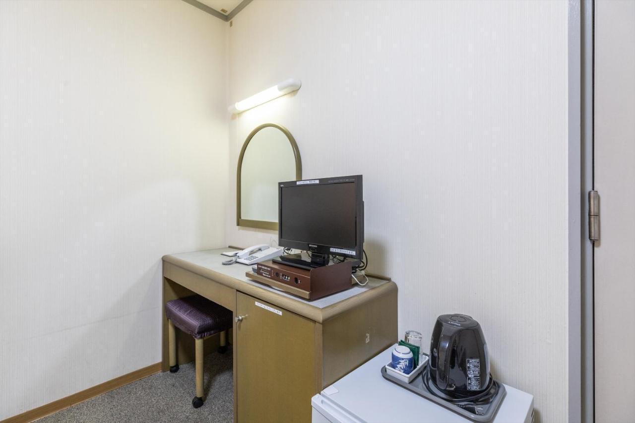 Tabist Business Hotel Takamado Shin-Omiya Нара Екстер'єр фото