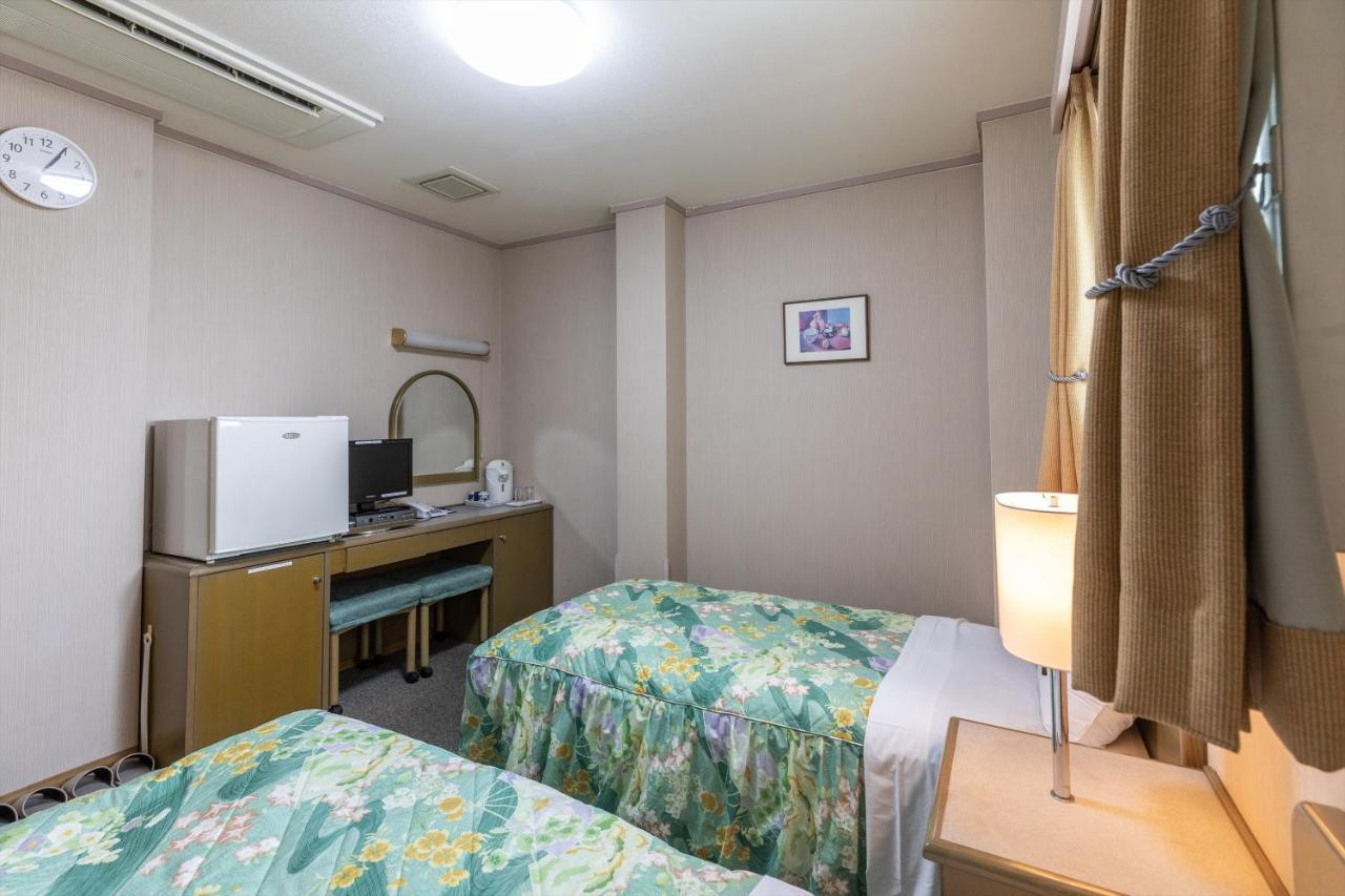Tabist Business Hotel Takamado Shin-Omiya Нара Екстер'єр фото