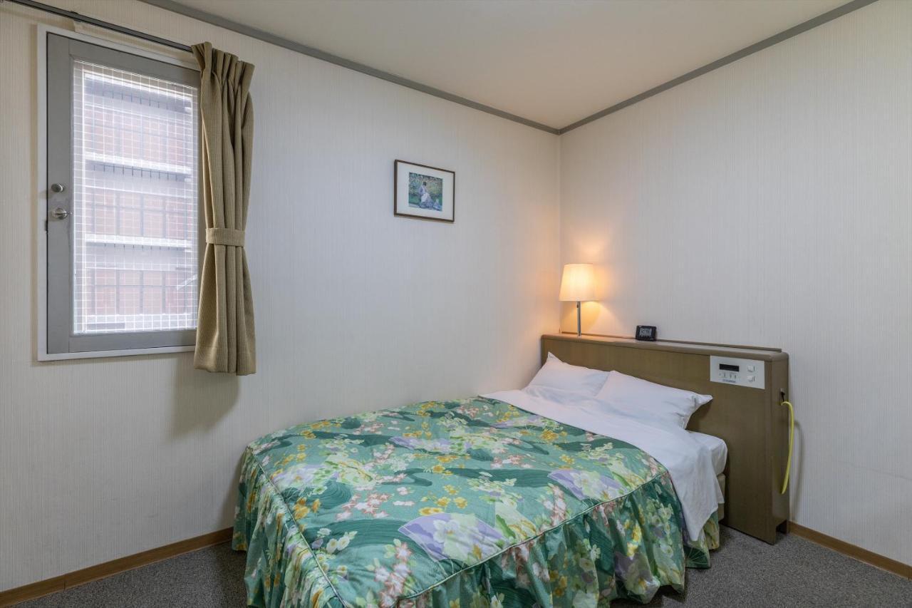 Tabist Business Hotel Takamado Shin-Omiya Нара Екстер'єр фото