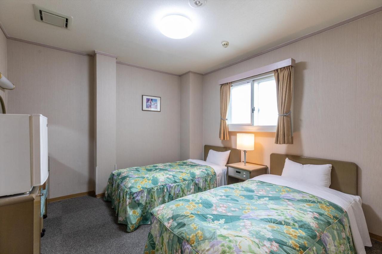 Tabist Business Hotel Takamado Shin-Omiya Нара Екстер'єр фото